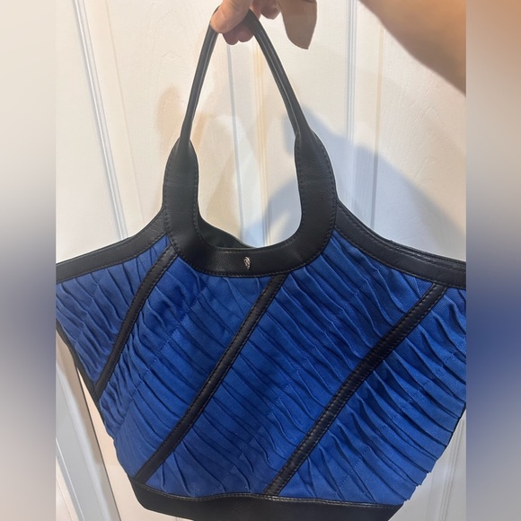 Helen Kaminski Blue and Black Quilted Tote Bag - Picture 3 of 9